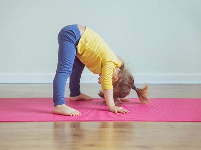 Beneficios del yoga infantil