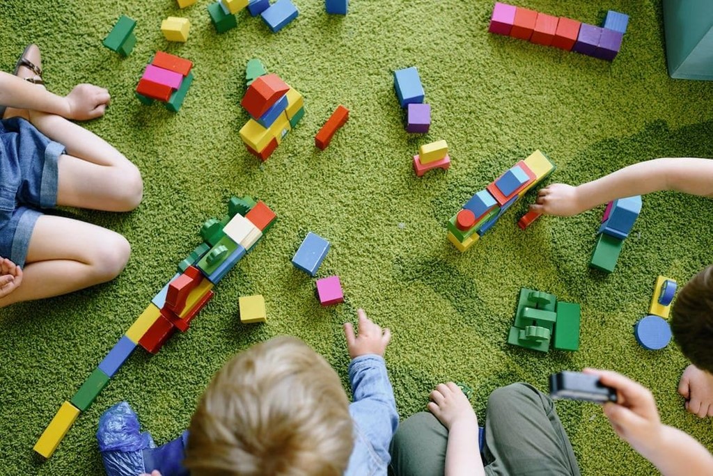 Razones por las que llevar a nuestro hijo a la escuela infantil